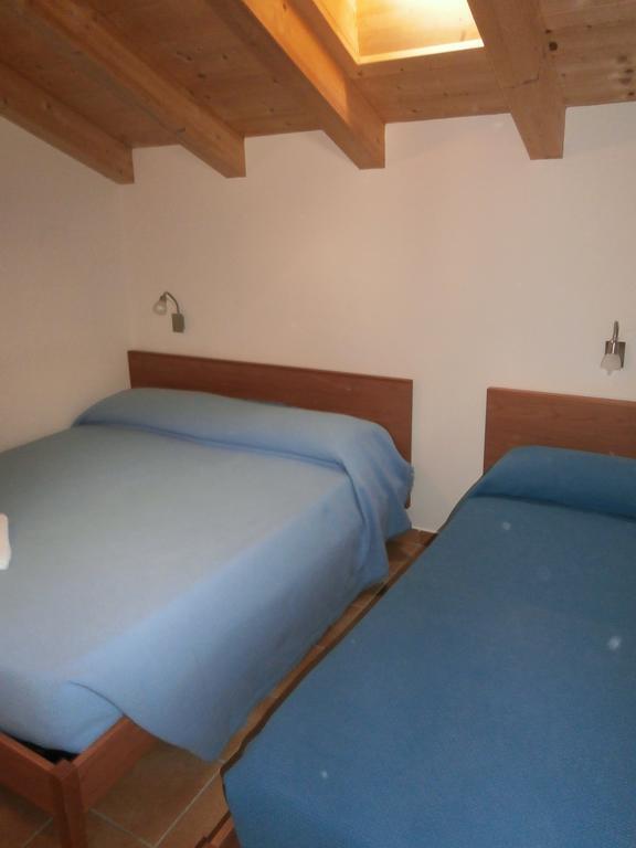 Bed and Breakfast Ai Vecchi Molini Castello Tesino Habitación foto